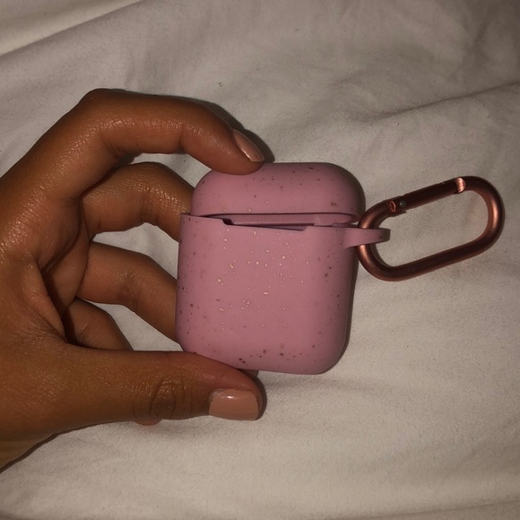 Pink airpods Case❤️ - Picture 1 of 1